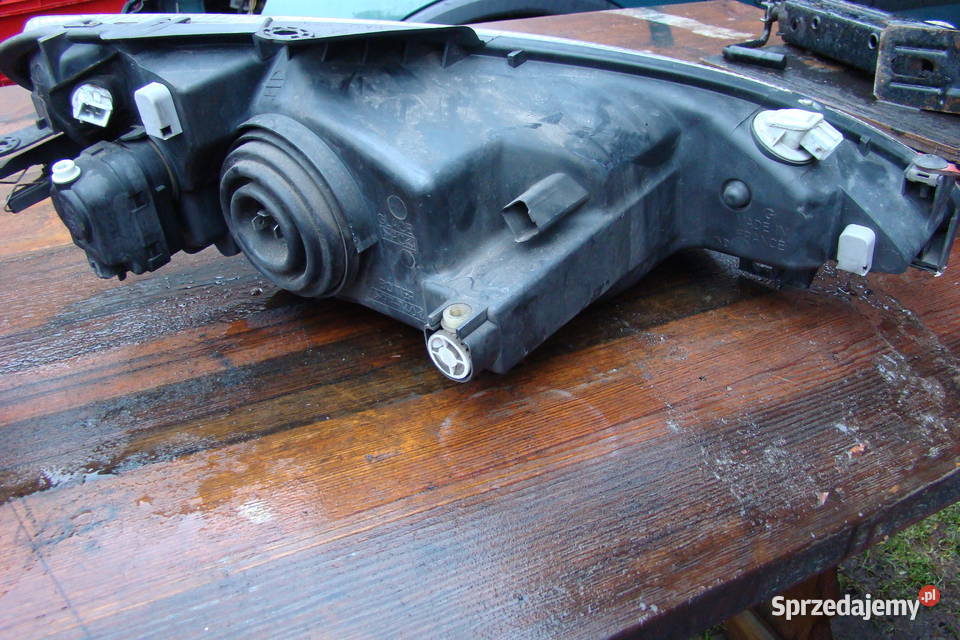 lampa lampy przednie przód peugeot 206 nie lift Korzeńsko sprzedam