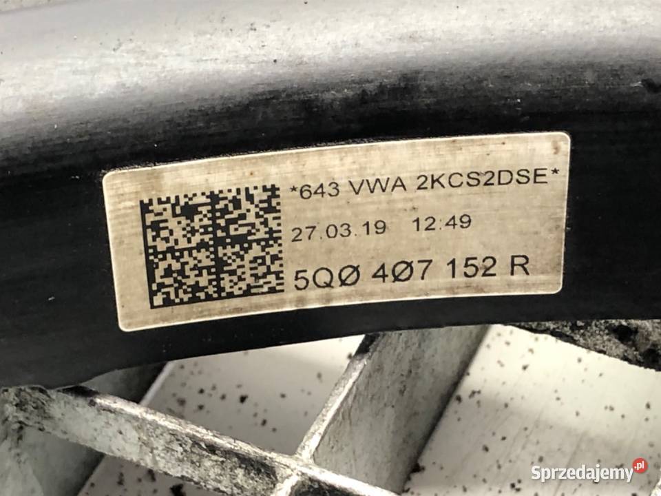 WAHACZ PRAWY PRZÓD VW TROC Crossover 5Q0407152R podkarpackie