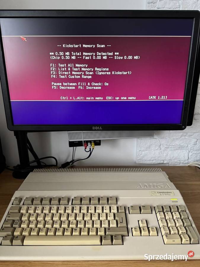 Amiga 500 sprawna działa bez problemu Pozostałe Warszawa