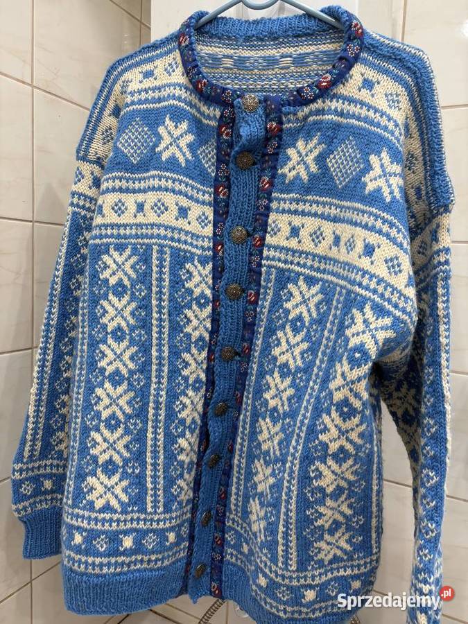 Wełniany Sweter własnoręcznie wykonany Rewal