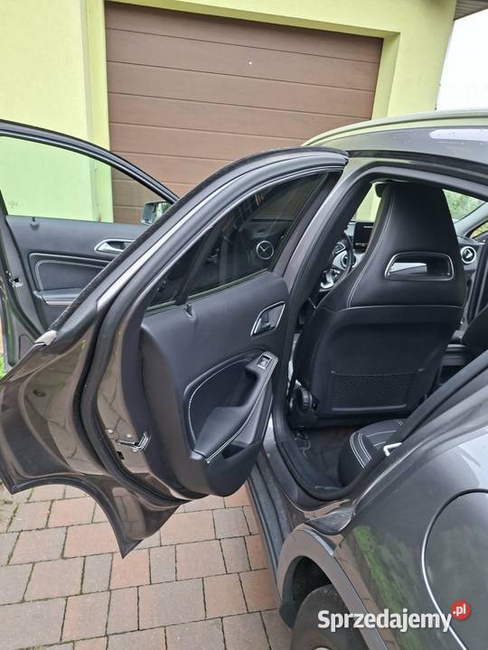 MercedesBenz GLA 180 16 Manual Benzyna 2016r Dębica