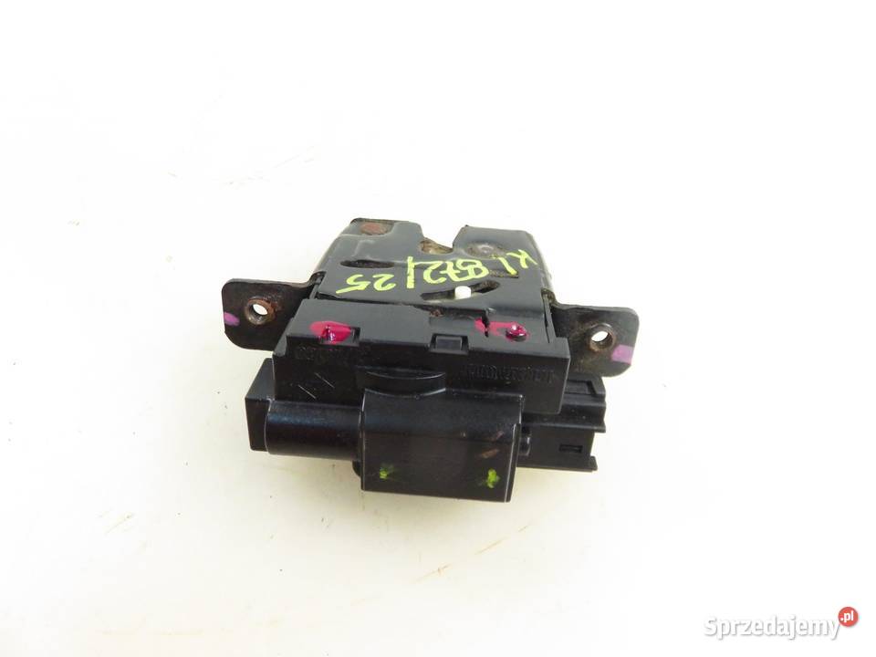 ZAMEK KLAPY NISSAN QASHQAI I 90502EY10A osobowe