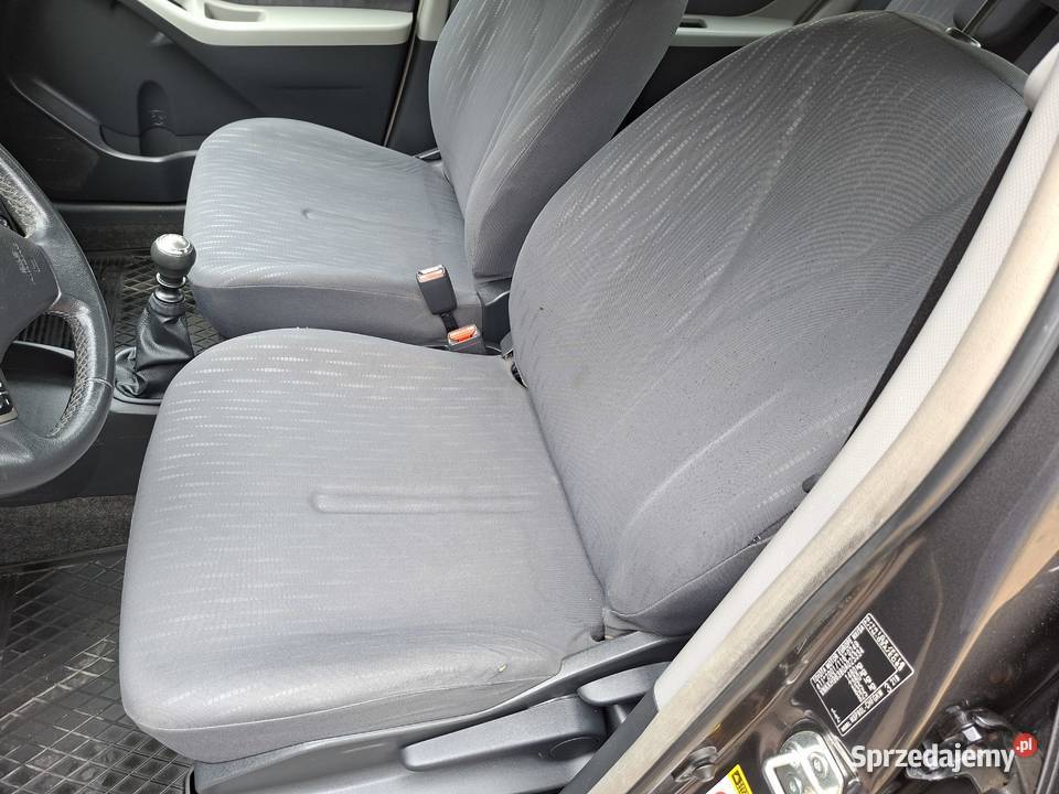 yaris z Niemiec lift klima gniazdo AUX