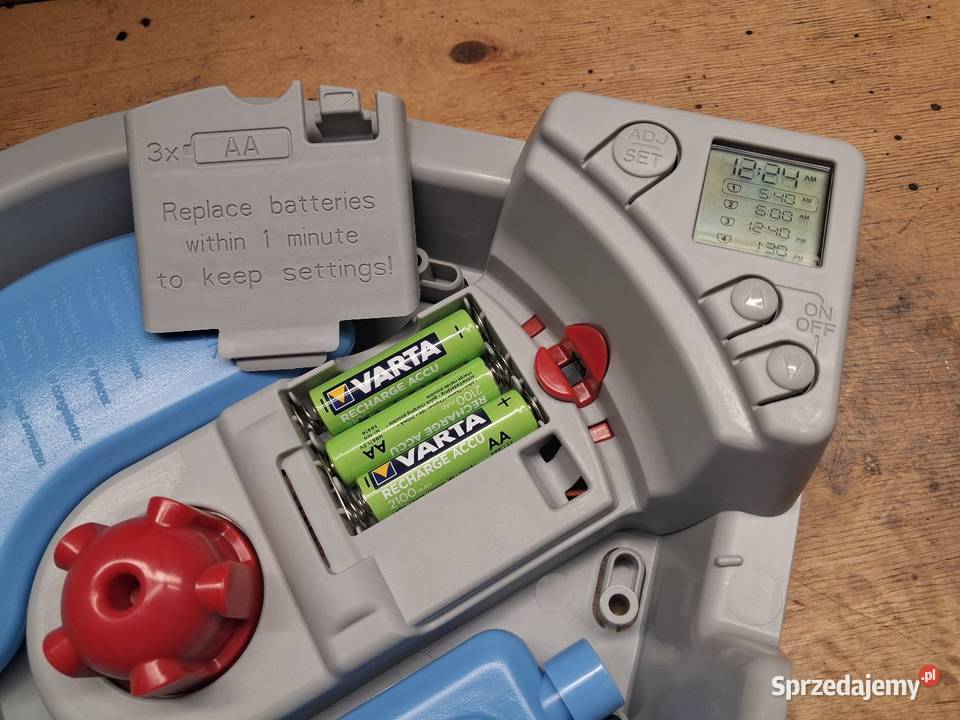 Podajnik karmy kotów Wrocław