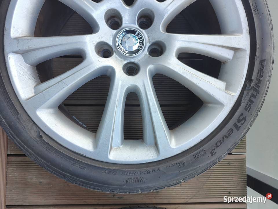 Oryginalne felgi Skoda 18 4 opony 22540 R18