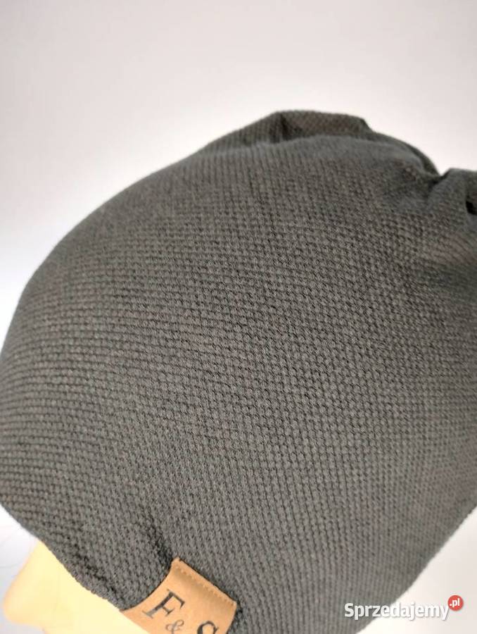 Ciepła czapka z futerkiem uniwersalna Hażlach
