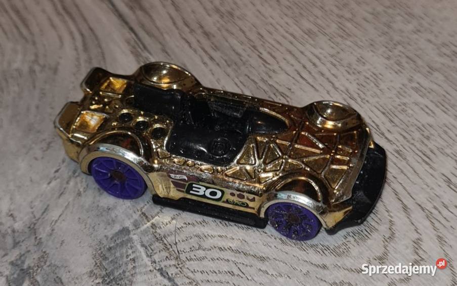 Autko samochód resorak Hot Wheels Monteracer 3 lata+ sprzedam