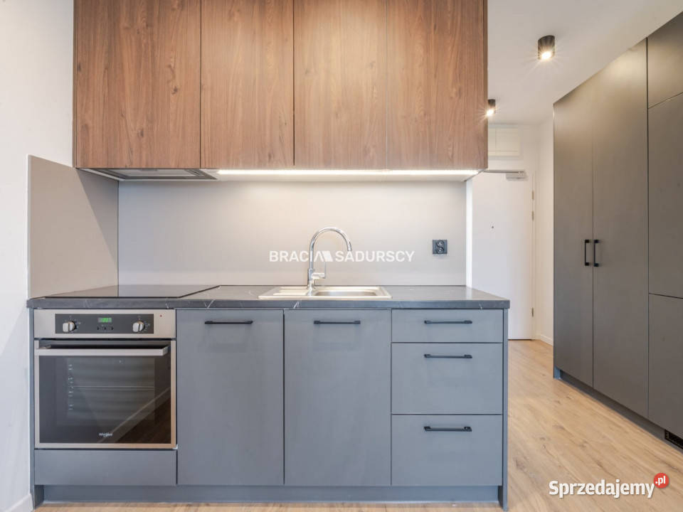 Mieszkanie do wynajęcia 2453m2 3 pokoje Kraków
