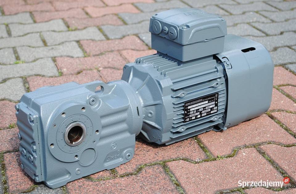 Motoreduktor kątowy 11kw 57obrmin z hamulcem Kargowa