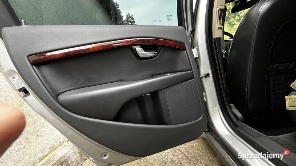 Volvo xc70 24 d5 SUMMUM automatyczna Krzepice