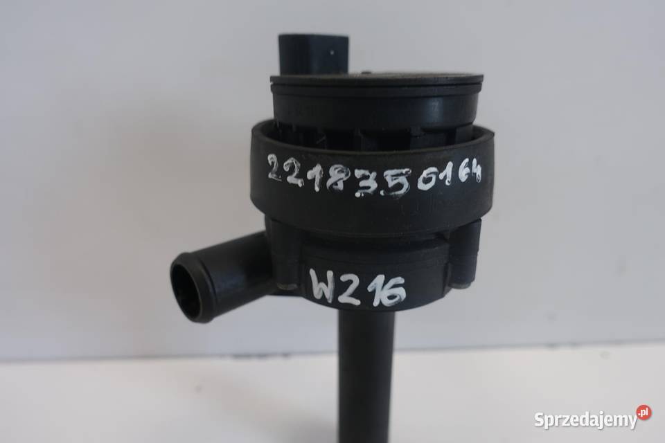 Mercedes W216 DODATKOWA POMPA WODY 172010R011