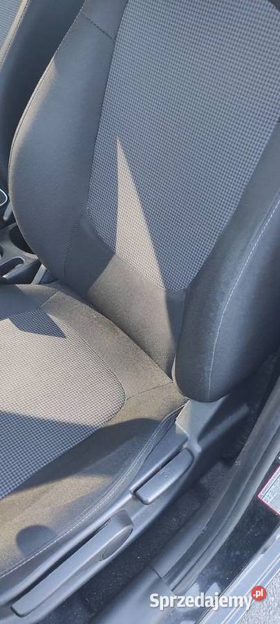 Hyundai i20 2013 automatyczna skrzynia biegów Rok produkcji 2013