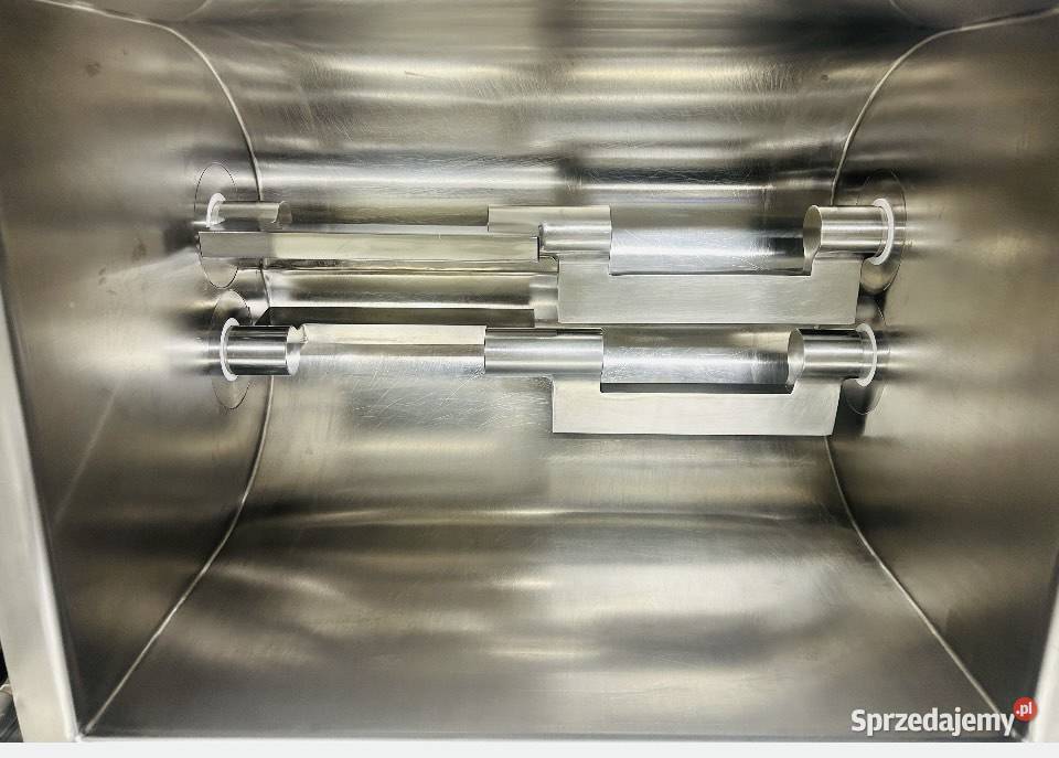 Ugniatarka zagniatarka ciast twardych mieszarka Dębica sprzedam