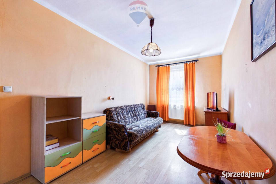 Dwupokojowe mieszkanie w kamienicy Chojnów
