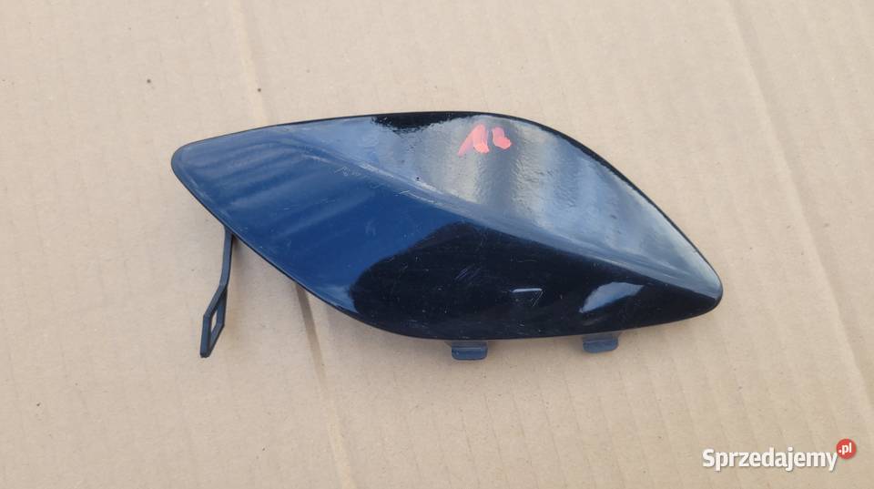 MERCEDES CLA W117 ZAŚLEPKA HAKA ZDERZAKA PRZÓD