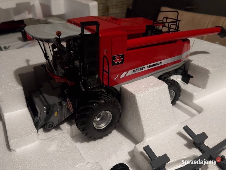 Model kombajnu Massey Ferguson Fortia Stryjno Pierwsze sprzedam