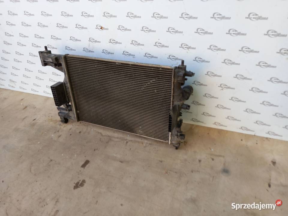 ASTRA J 12r chłodnica wody