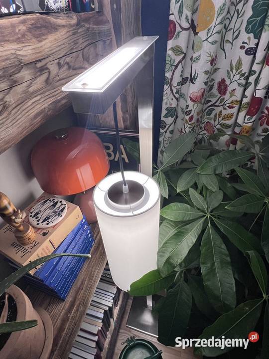 Lampa podłogowa LED Piwniczna-Zdrój sprzedam