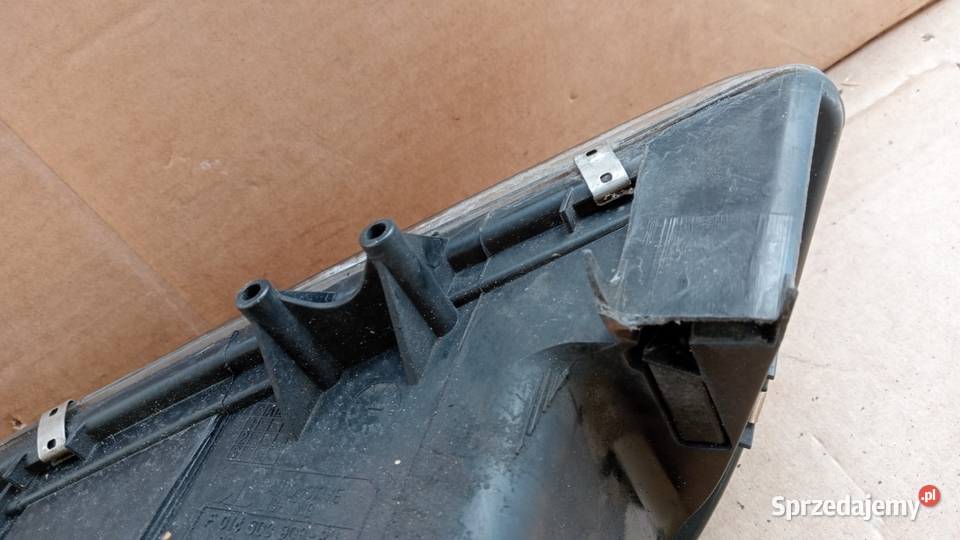 MAZDA 6 GG LAMPA PRZÓD PRAWA SOCZEWKA