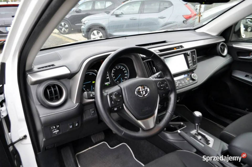 Toyota RAV4 Toyota RAV4 Hybryd 25 Przebieg 52 isofix Warszawa