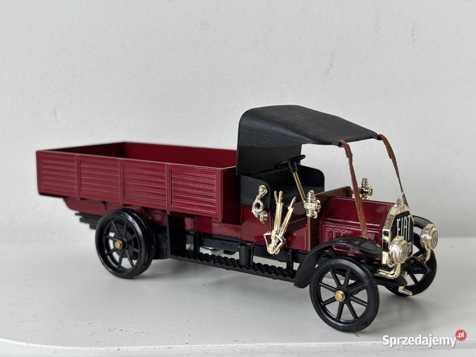 Model FIAT AUTOCARRO BL18 firmy RIO 143 Warszawa