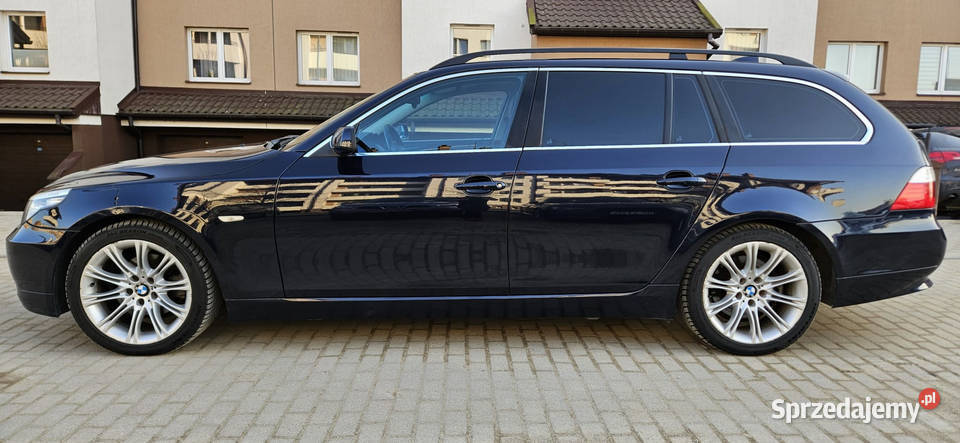 Bmw E61 lift 2009r 20 benz stan wzorowy bogata elektryczne szyby Elbląg