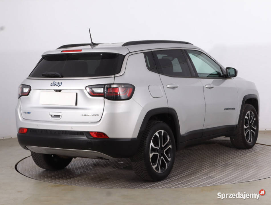 Jeep Compass 4xe komputer pokładowy