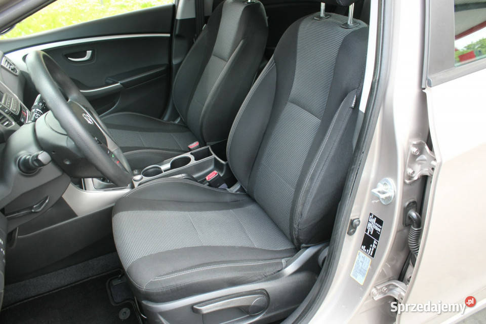 Hyundai i30 BezwypadkowyMaly przebiegSuper Gliwice