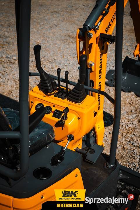 Nowa minikoparka z silnikiem KUBOTA Berger Kraus Gorlice