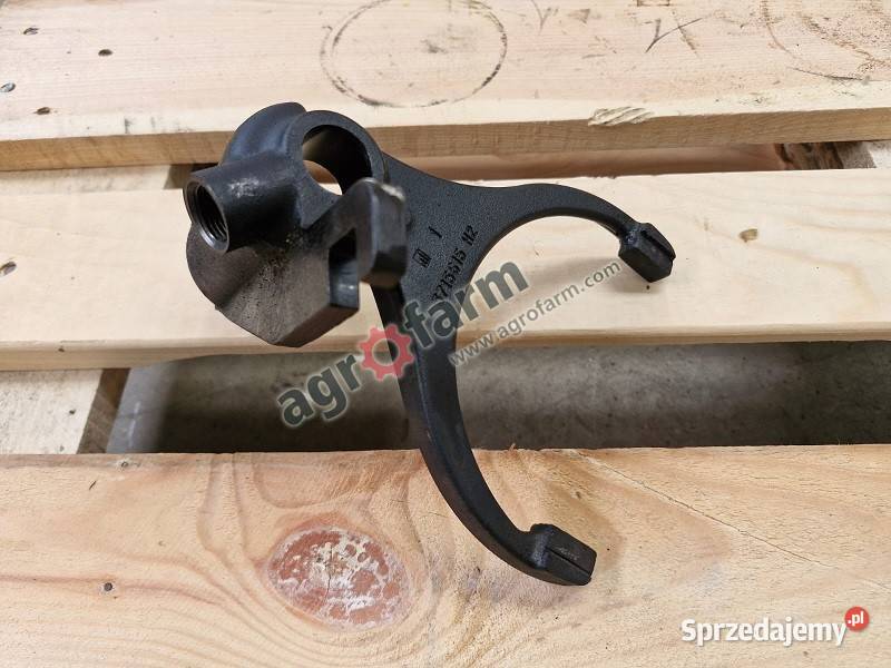 Widełki skrzyni biegów Massey Ferguson 5425 6460 Byków sprzedam