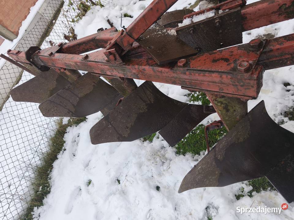 Pług 4 skibowy 31 średnie Tomaszów Lubelski
