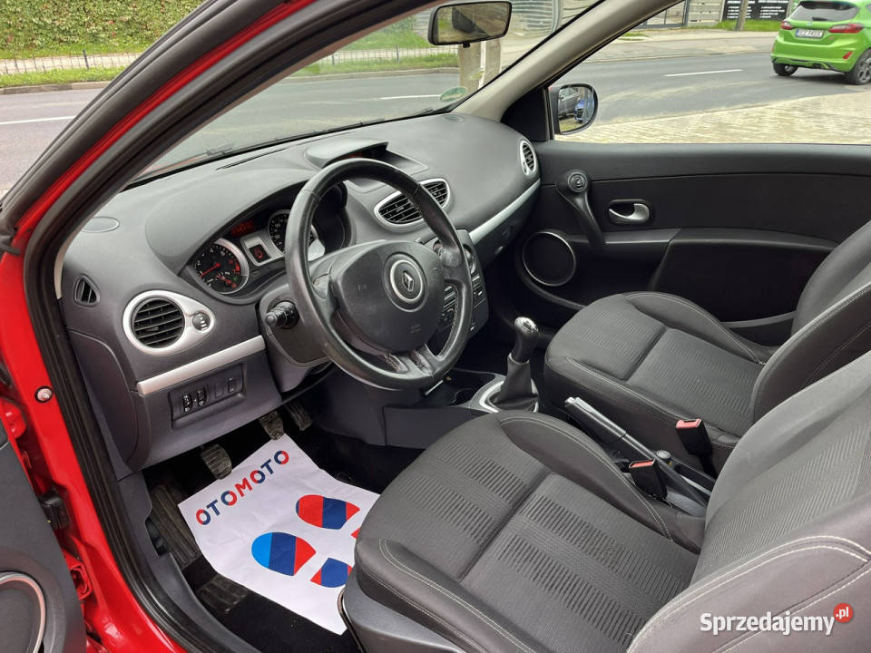 Renault Clio 12 Zarejestrowany Klima El szyby czujnik deszczu Częstochowa