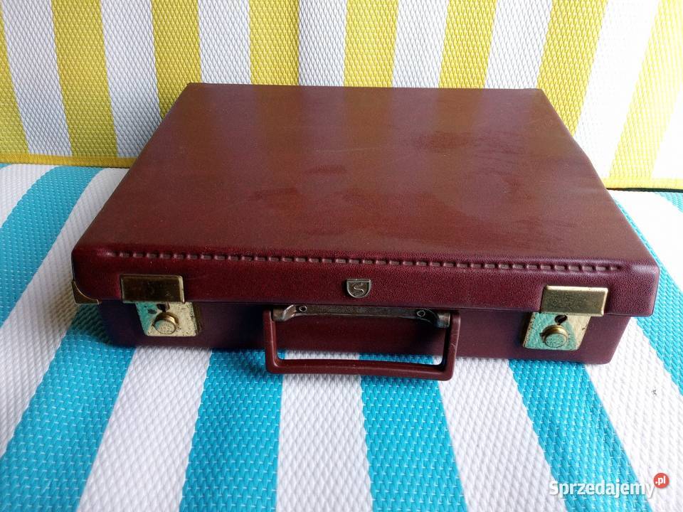 Walizkę sprzedam Borówno