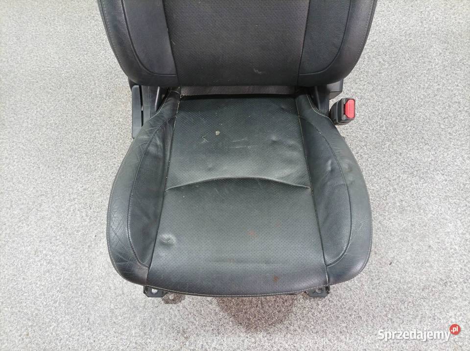 FOTELE PRAWY PASAŻERA SKÓRA GRZANY Mitsubishi świętokrzyskie
