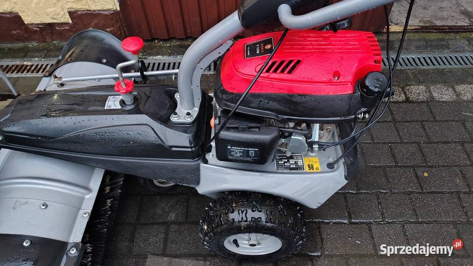 Zamiatarka spalinowa Rzędowice