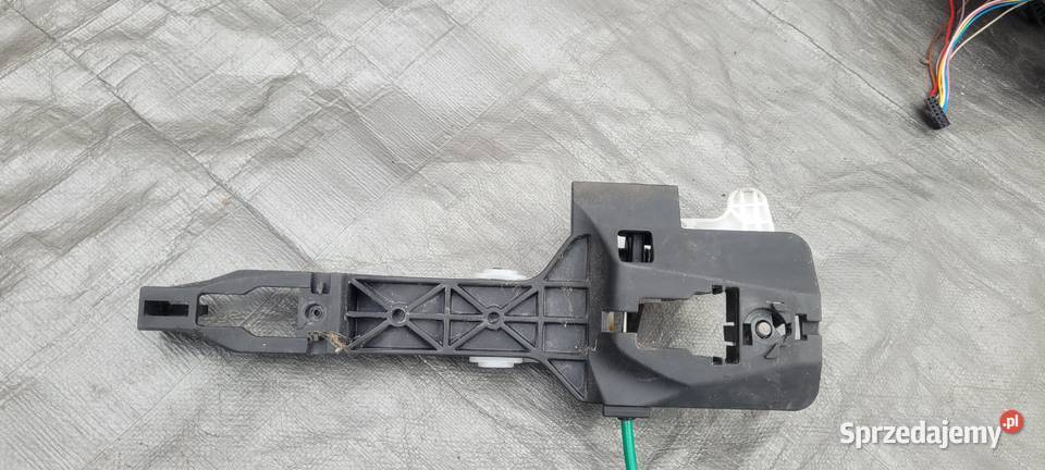 ZAMEK DRZWI PRAWY TYŁ HYUNDAI I30 II 81420A6000 Ruda Śląska