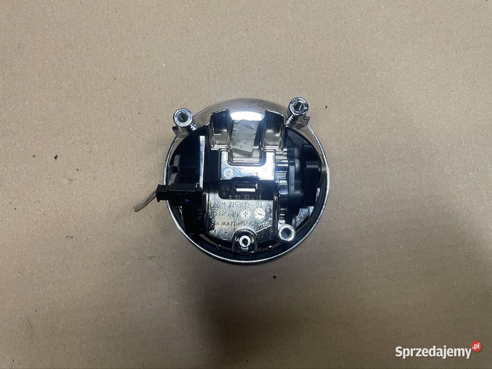 7153173 zamek klamka tylnej klapy bmw 1 e87 Rok produkcji 2008 Szczecin