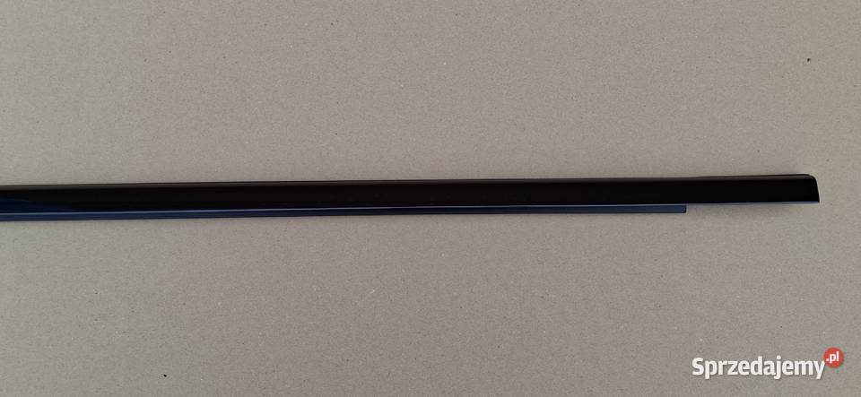 MERCEDES CKLASA W205 LISTWA ZGARNIAJĄCA LEWY Bieleń