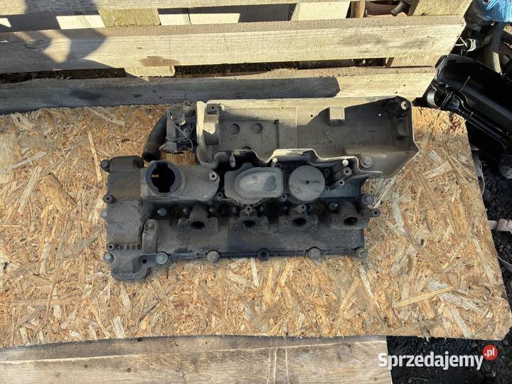 Pokrywa Zaworów Bmw X3 30B