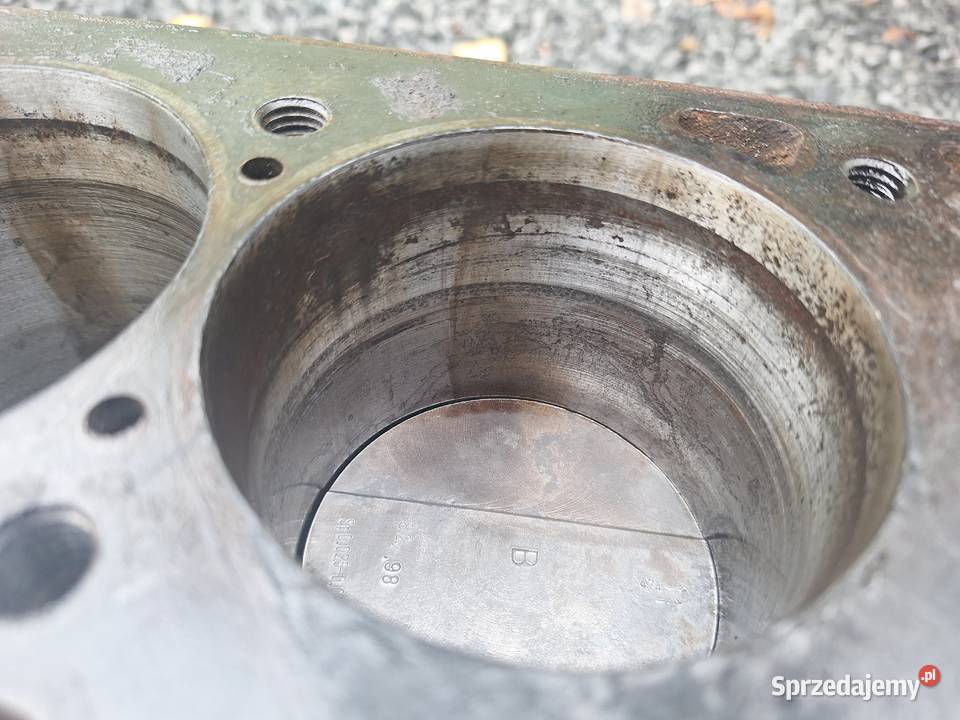 Mercedes W113 230SL Blok silnka m127981 tłoki Trzebnica sprzedam