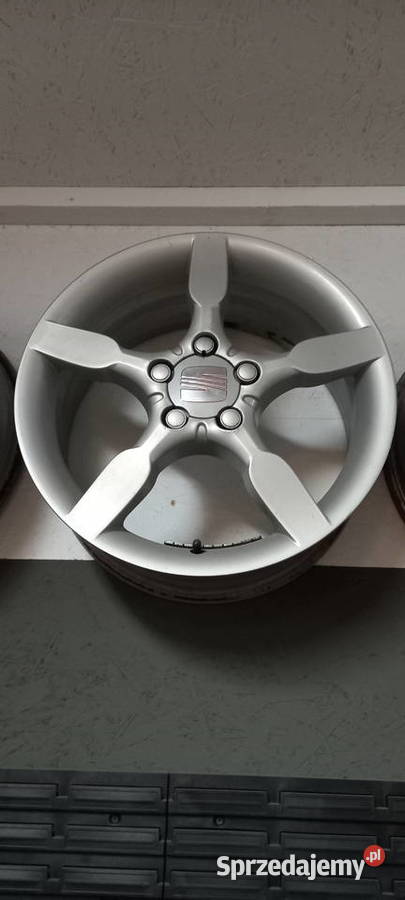 Felgi aluminiowe 70 x 17 5 x 112 Seat Volkswagen Rozmiar 17" Koła i felgi Baranowo sprzedam