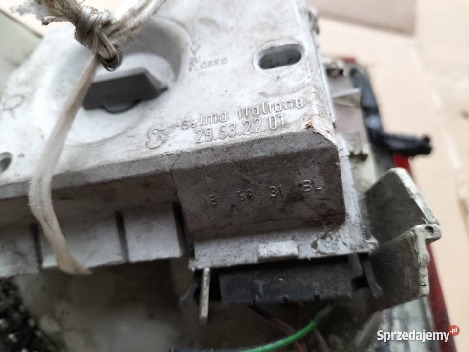 AUDI 80B3 B3 LAMPA LAMPA TYŁ TYLNA PRAWA Lampy tylne lubelskie Kamień-Kolonia