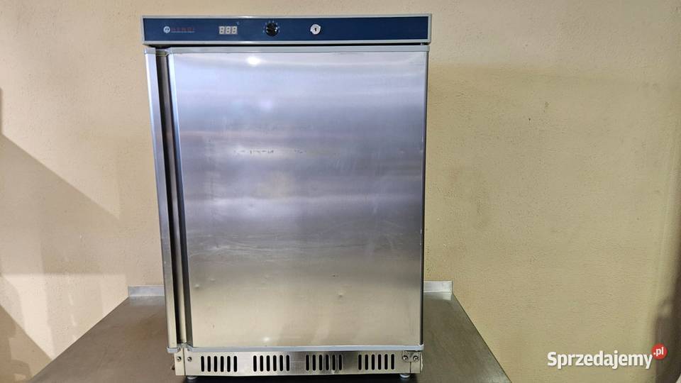 Szafa chłodnicza Hendi 232583 z obudową ze stali Gastronomia Pszczyna