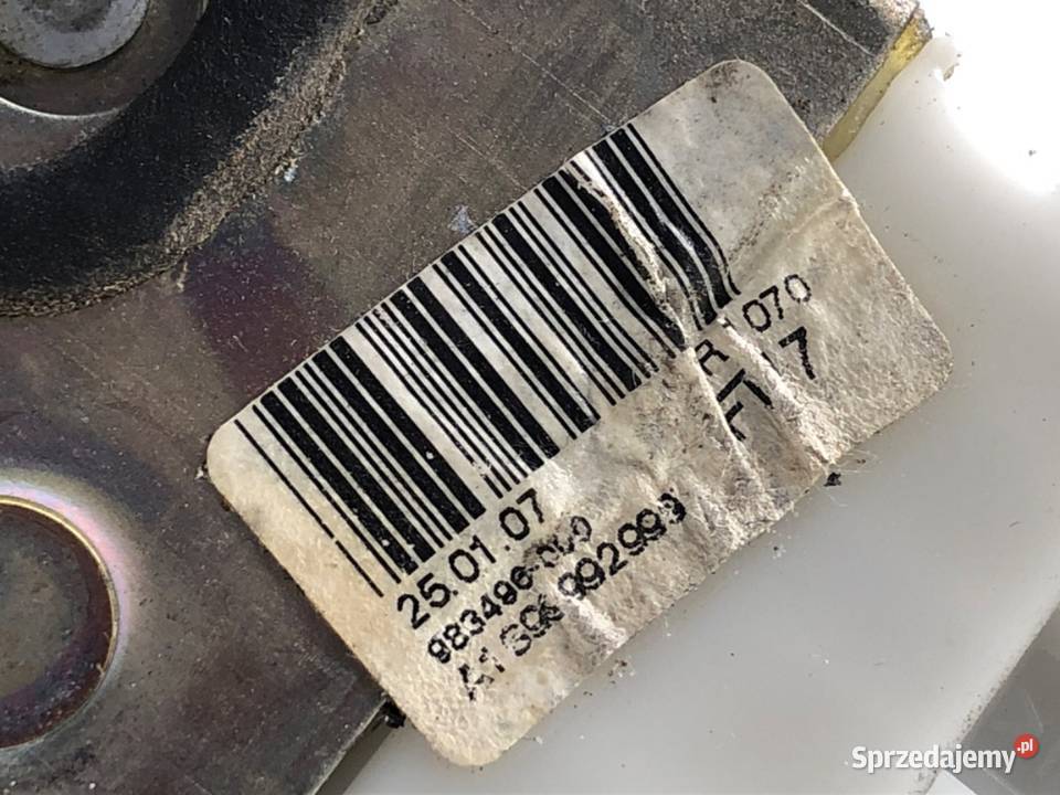 ZAMEK DRZWI PRAWY TYŁ MERCEDES W245 Hatchback