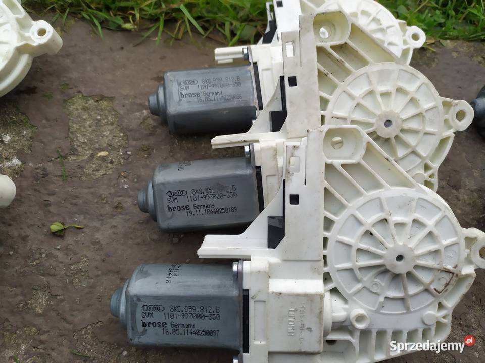 Silniczek szyby prawy tył 8K0959812B Audi Vw Radlin