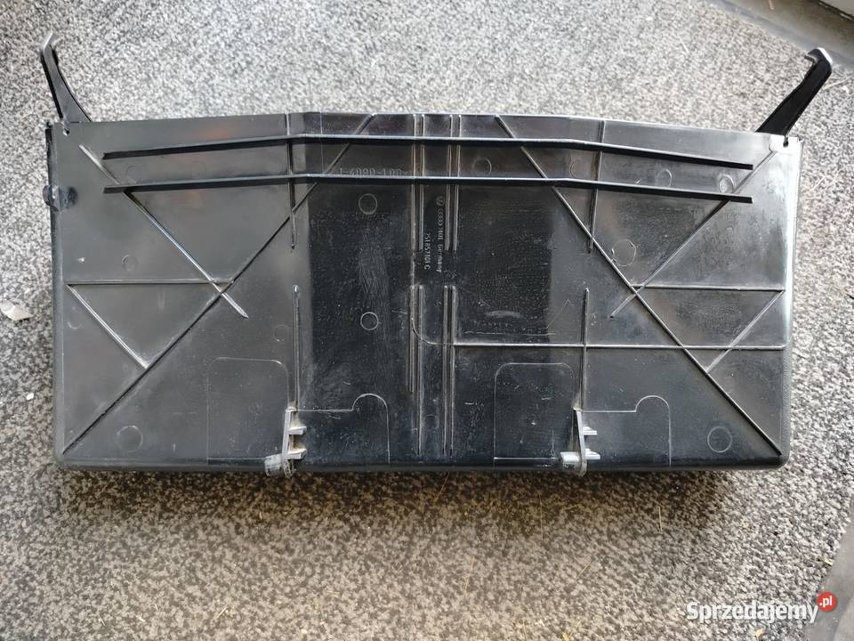 Schowek do VW T3 251857101C z haczykami