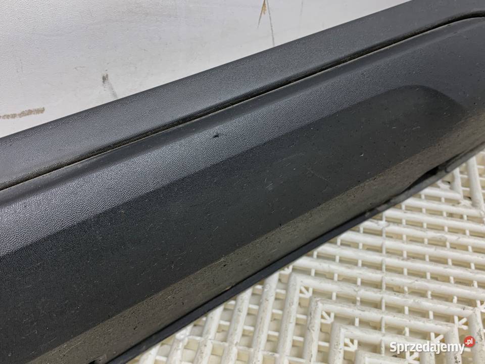 LISTWA PROGOWA PRAWY DACIA DUSTER Hatchback osobowe Listwy