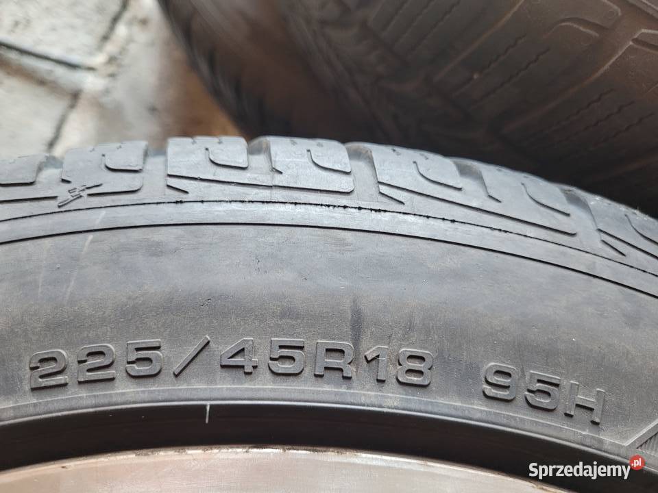 Alufelgi Audi A6 C6 Sline z oponami zimowymi 4F0 Samochodowe Widuchowa
