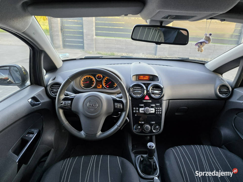Opel Corsa 14 16V benzyna 5drzwi KLIMA bogate 1398cm3