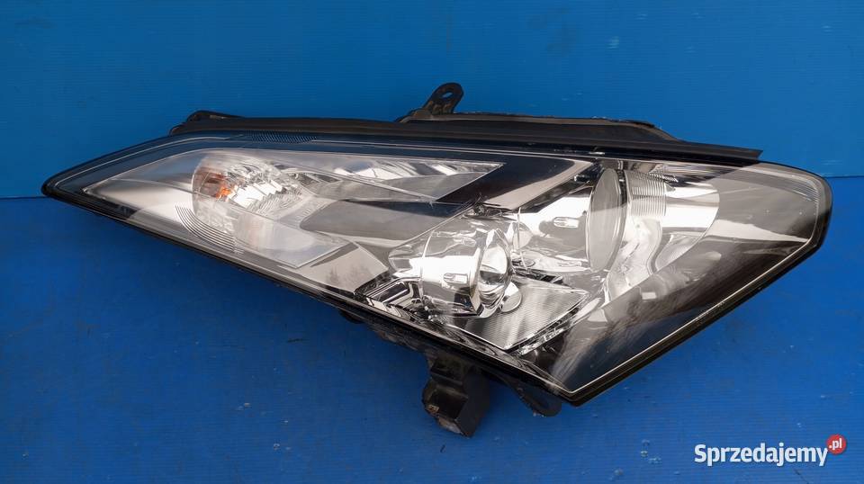 LAMPA PRAWY PRZÓD EUROPA XENON NISSAN GTR GTR Lampy przednie Nowy Tomyśl
